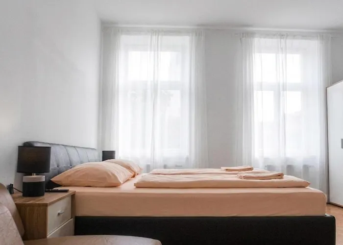 Spacious 7br Near Hauptbahnhof Viena