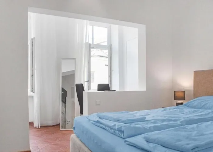 Apartamento Spacious 7br Near Hauptbahnhof *