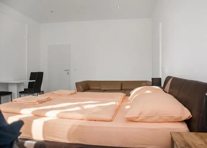 Spacious 7br Near Hauptbahnhof *