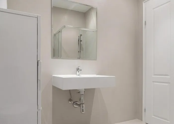 Spacious 7br Near Hauptbahnhof * Viena